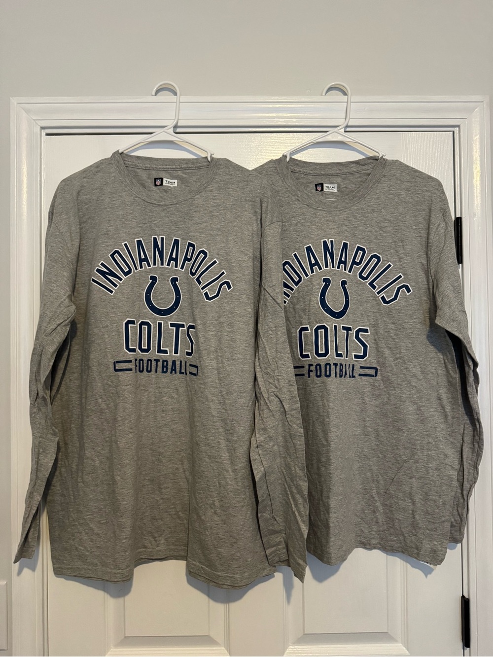 Men’s Indianapolis’s Colts Grey Long Sleeve Football Tee Bundle (NEW)
